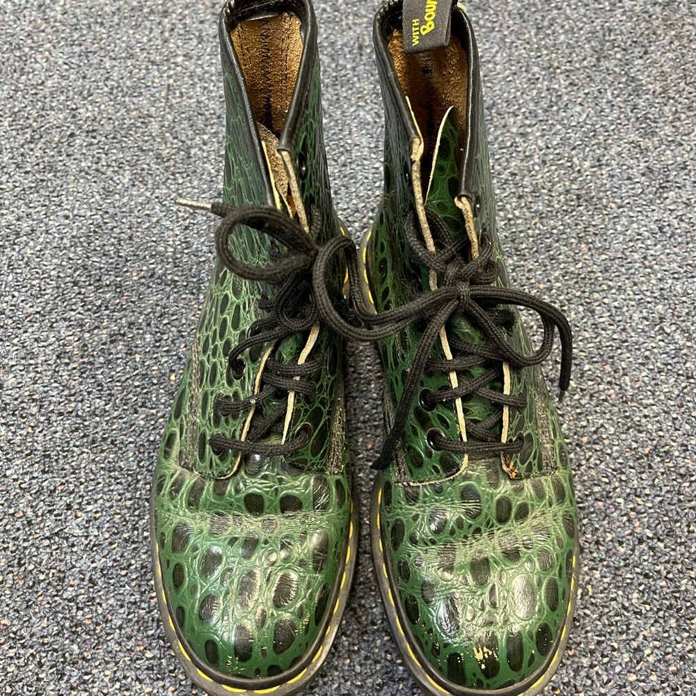 RARE Vintage Dr Martens Boots Green faux Croc